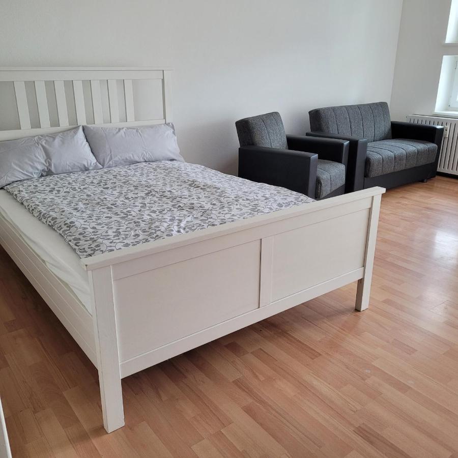 Ludwigsturm Appartement In Straubing Exterior photo